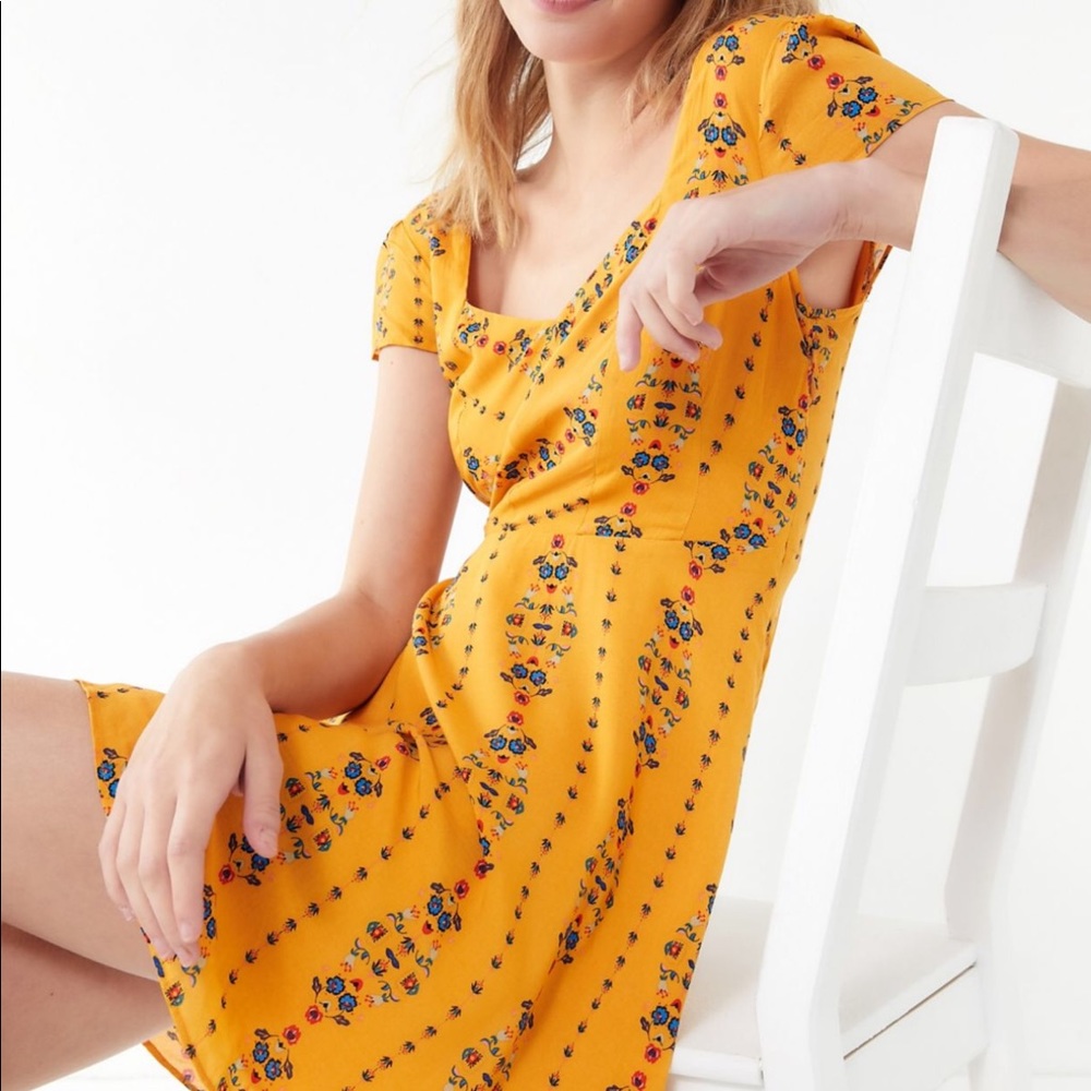 UO Finnigan Floral Mini Dress